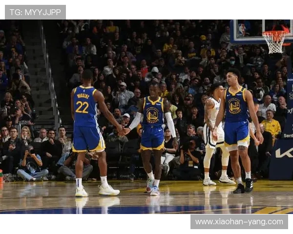 勇士逆转灰熊七人上双格林缺阵